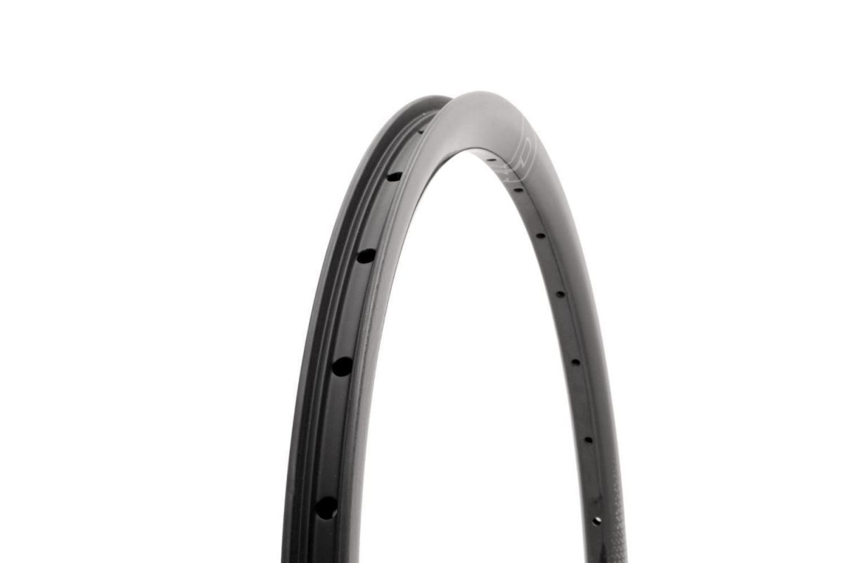 2_jante-carbone-sd-components-m58-v2-aero-exp-36h-noir-brillant