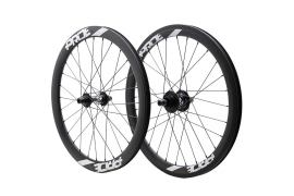 0_paire-de-roues-pride-gravity-exp-ud-matt-v-brake-moyeux-black