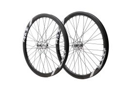 0_paire-de-roues-24-pride-racing-control-36h-polish-pride-gravity-aero-ud-gloss
