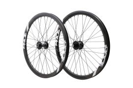 0_paire-de-roues-24-pride-racing-control-36h-black-pride-gravity-aero-ud-matt
