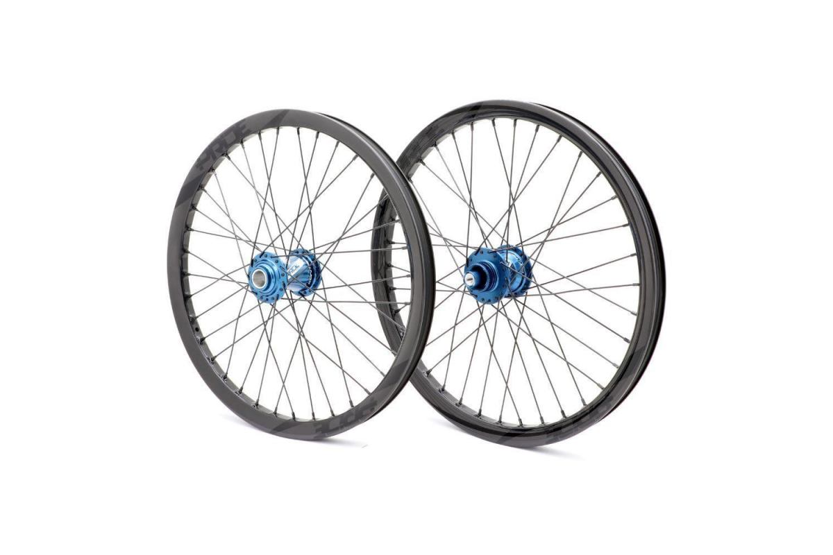0_roues-pride-wave-ud-gloss-black-pride-control-36h-blue