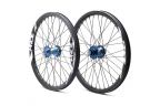 Roues 20" (406) Pride Wave Gloss White / Pride Control Blue
