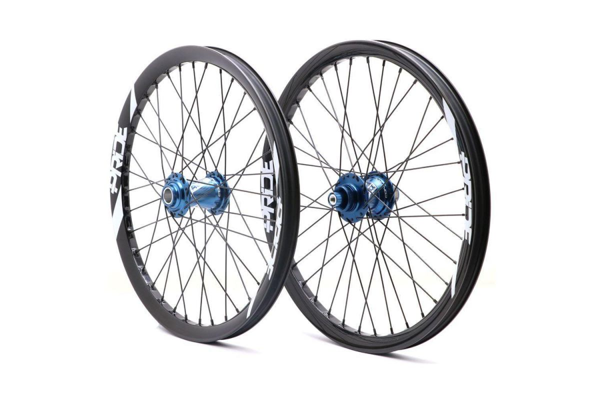 0_roues-pride-wave-ud-gloss-white-pride-control-36h-blue