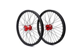 0_roues-pride-wave-ud-matt-black-pride-control-36h-red