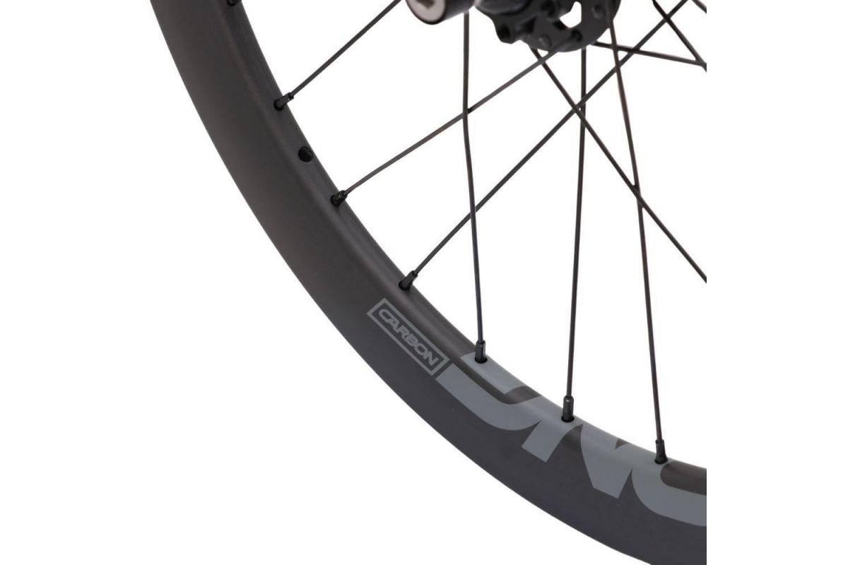 5_roues-20451-onyx-pro-stay-strong-carbon-race-dvsn-v3