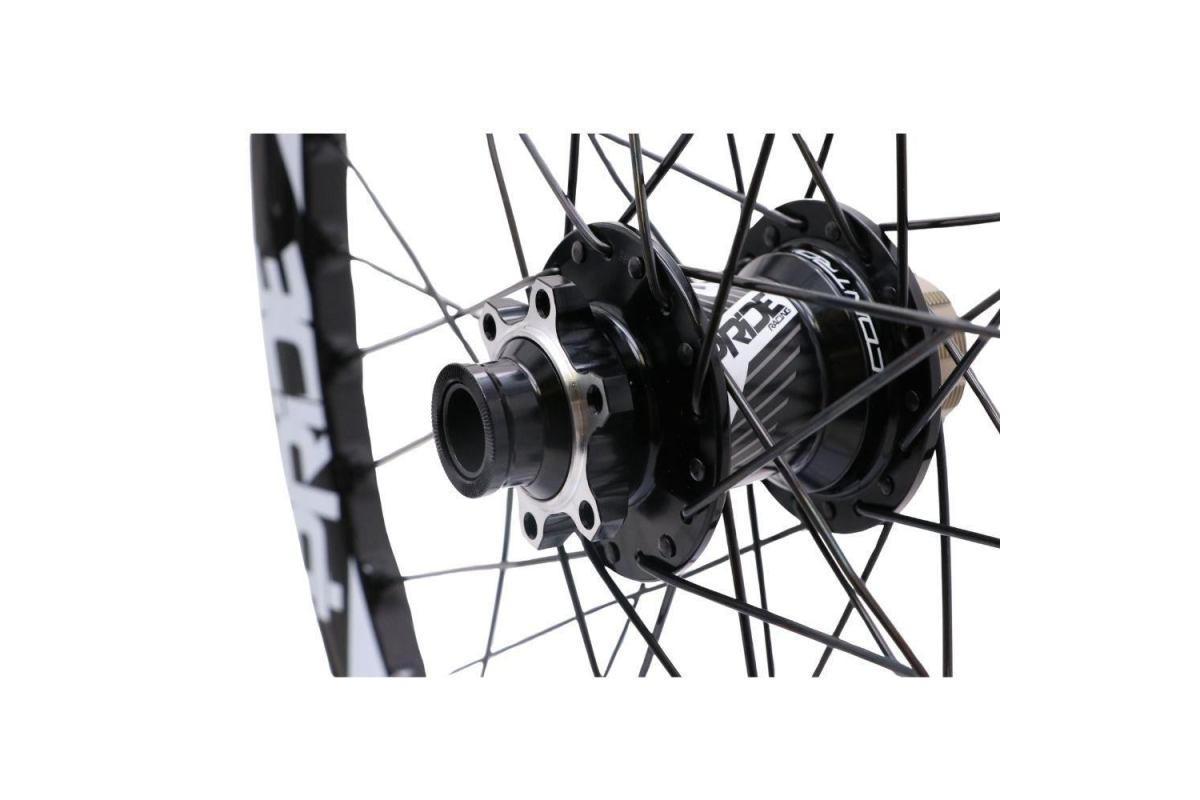 5_roues-20-406-pride-wave-gloss-white-pride-control-15mm-black