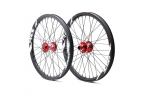 Roues 20" (406) Pride Wave Gloss White / Control V2 20/15mm - Red