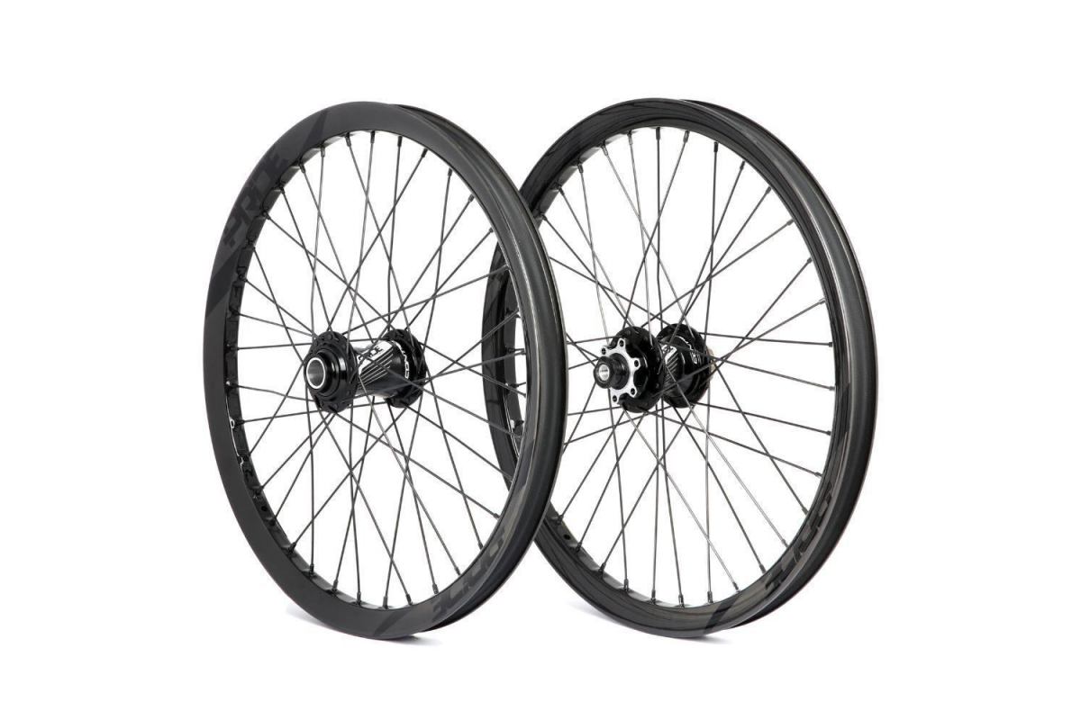 0_roues-20-406-pride-wave-gloss-black-control-v2-2010mm-black