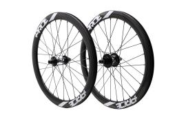 0_roues-20-451-pride-gravity-gloss-disquepride-control-v1-black