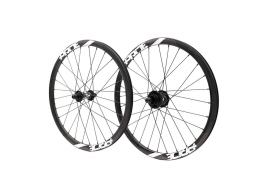 0_roues-20-451-pride-gravity-sl-gloss-disquepride-control-v1-black