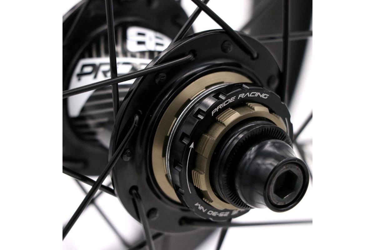 3_roues-20-451-pride-gravity-sl-gloss-disquepride-control-v1-black
