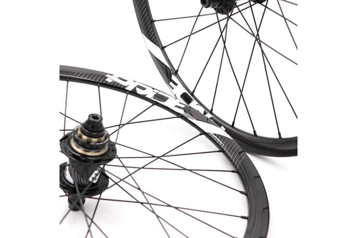 4_roues-20-451-pride-gravity-sl-gloss-disquepride-control-v1-black