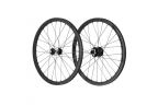 Roues 20" (451) Pride Wave Matt Black / Control V2 10-15mm Black