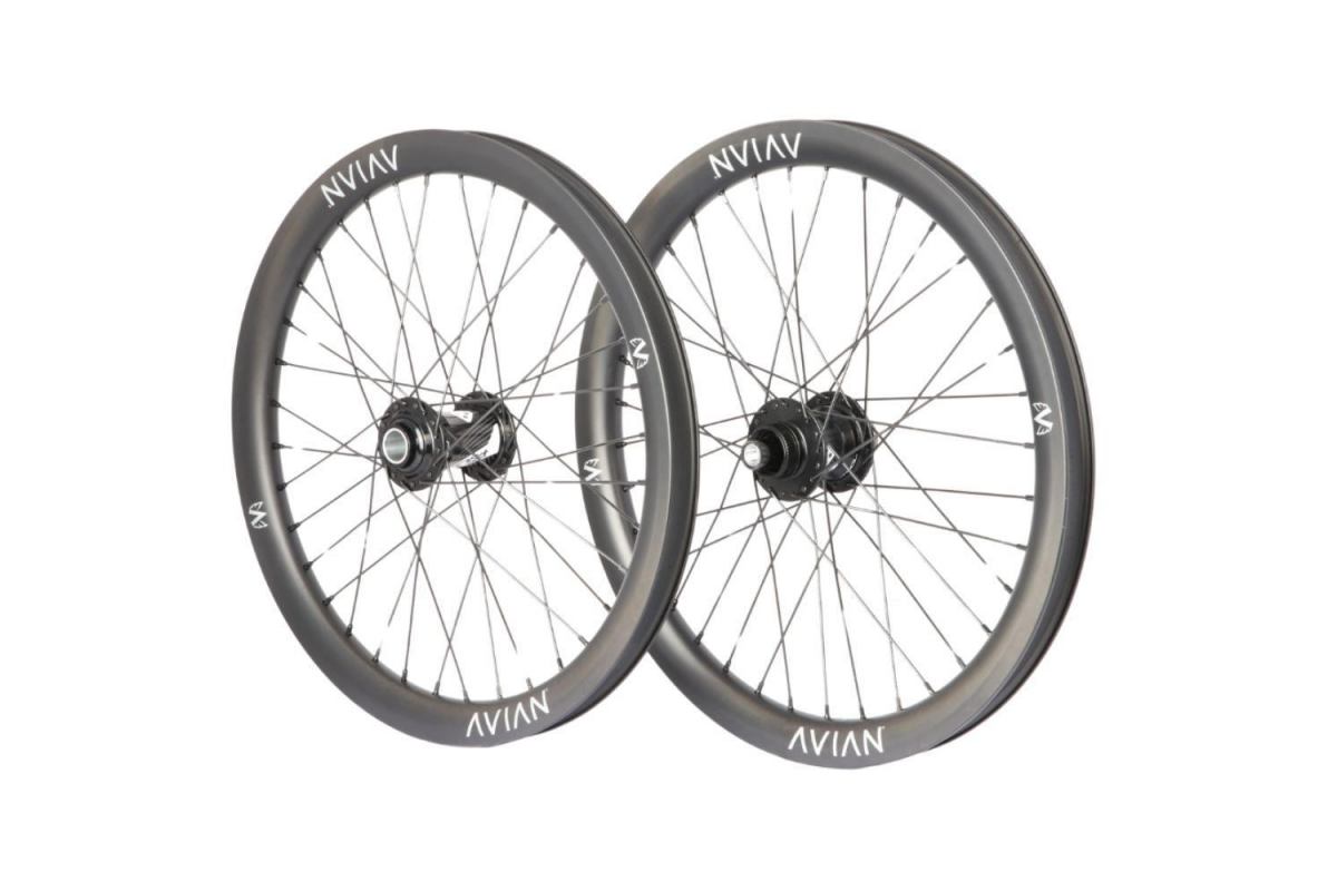 0_roues-20-406-avian-venatic-disque-pride-control-v2-2010mm-black