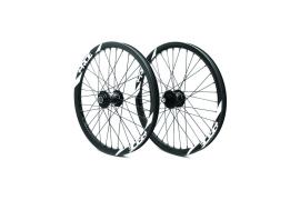 0_roues-20-406-pride-wave-gloss-white-control-v2-2010mm-black