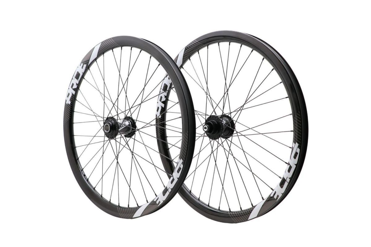 0_roues-24-507-pride-gravity-gloss-v-brake-control-v2-20-10mm-black
