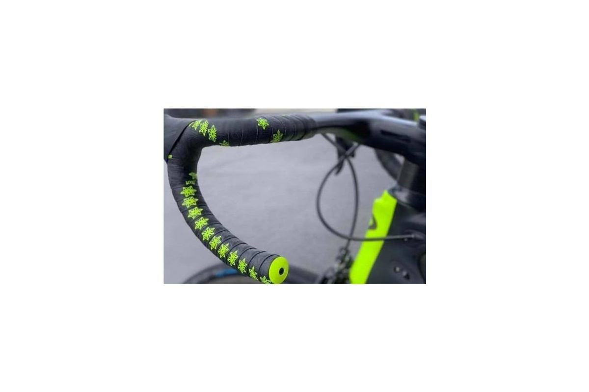 JEU DE GUIDOLINE SUPACAZ SUPER STICKY KUSH GALAXY -ETOILES